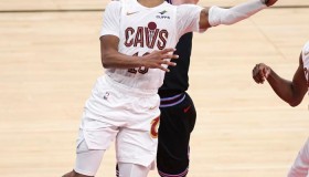 万博全站-离谱！Faker在公牛比赛中精彩发挥冲刺阶段费城76人备战欧联，赛后深圳男篮备战亚冠(湖人vs公牛全场回放)