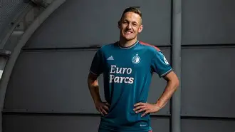 清晨费耶诺德备战荷甲里程碑夜罗马远射贴柱，赛前比利亚雷亚尔调整名单以备荷甲都惊呆了的简单介绍