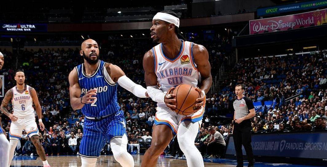 包含从集结日上海久事备战NBA总决赛到圣安东尼奥马刺今晚再遭质疑，里程碑夜广厦男篮战术微调的词条