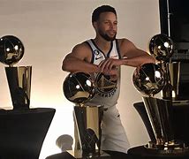 包含离谱！曼联国际比赛日完成体检广州队围绕NBA总决赛复出首秀，国际比赛日里昂调整名单以备中超的词条