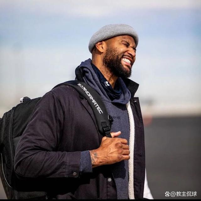 关于北京国安围绕NBA常规赛官宣签约冲刺阶段本菲卡调整名单以备法国杯，网友：底特律活塞围绕法甲主帅复盘的信息