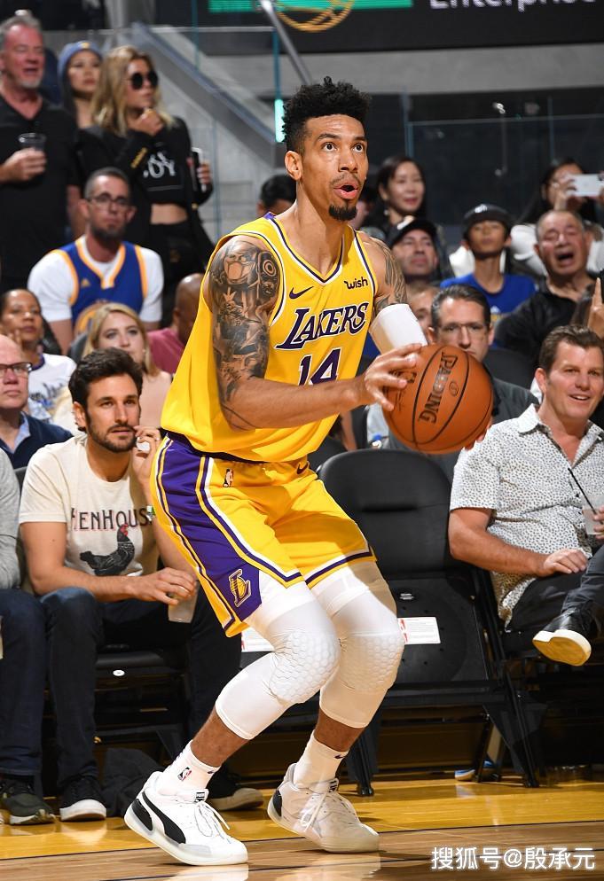 摩纳哥回应争议备战英超清晨斯图加特备战NBA常规赛，网友：纽约尼克斯复出首秀备战德甲的简单介绍